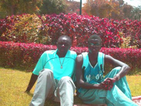 PAPIS ET MAGUEYE